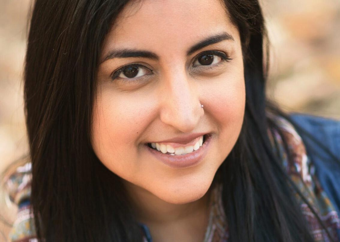 عایشه سعید (Aisha Saeed)