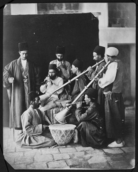 بساط جشن و دهل در دوران قاجار