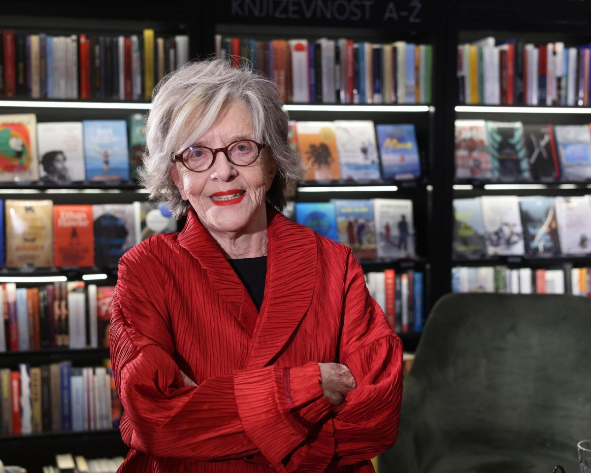 پرسه&zwnj;زنی در ویرانه&zwnj;های کمونیسم