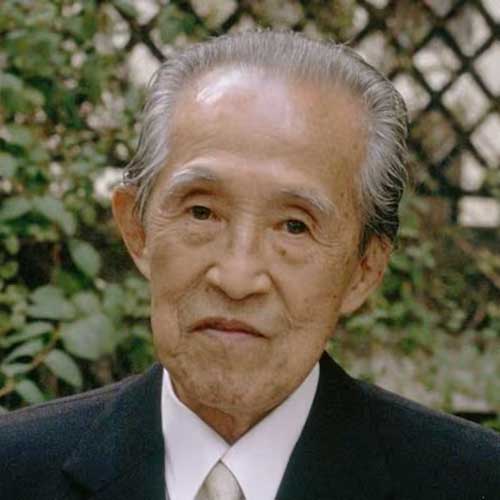 یاسوشی اینوئه