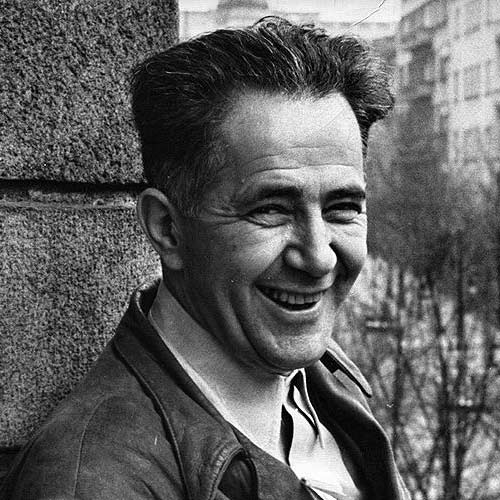 میلوان جیلاس