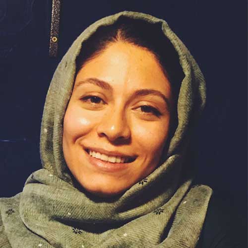 نگار شاطریان